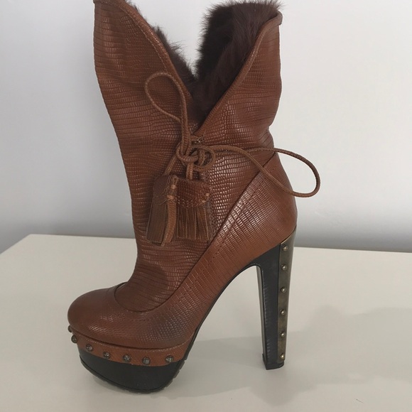 BRAND NEW BALDAN RABBIT FUR CUFF ANKLE BOOTS - Picture 4 of 8